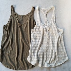 SOLD already just doesn't show it and I can't delete it for some reason.